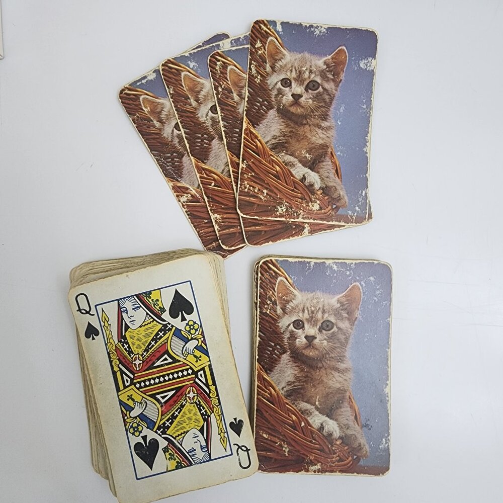 Vintage cat in basket deck playing cards‎